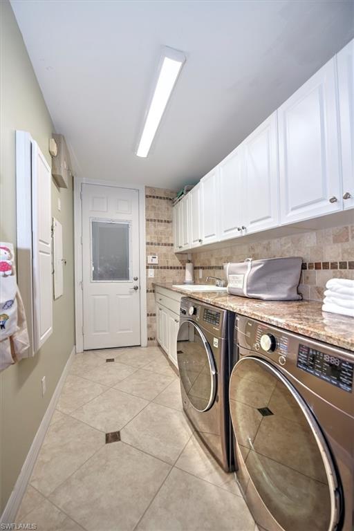 SATURNIA LAKES - Residential