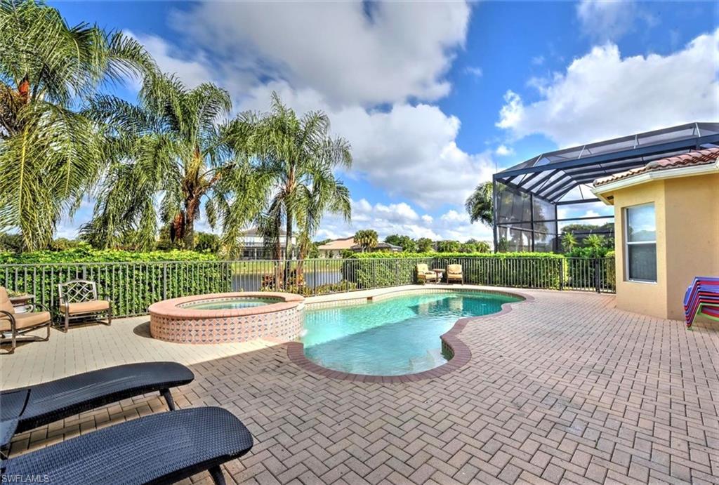 SATURNIA LAKES - Residential