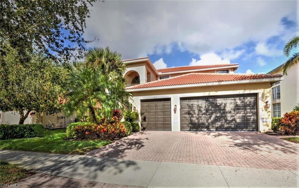 SATURNIA LAKES - Residential