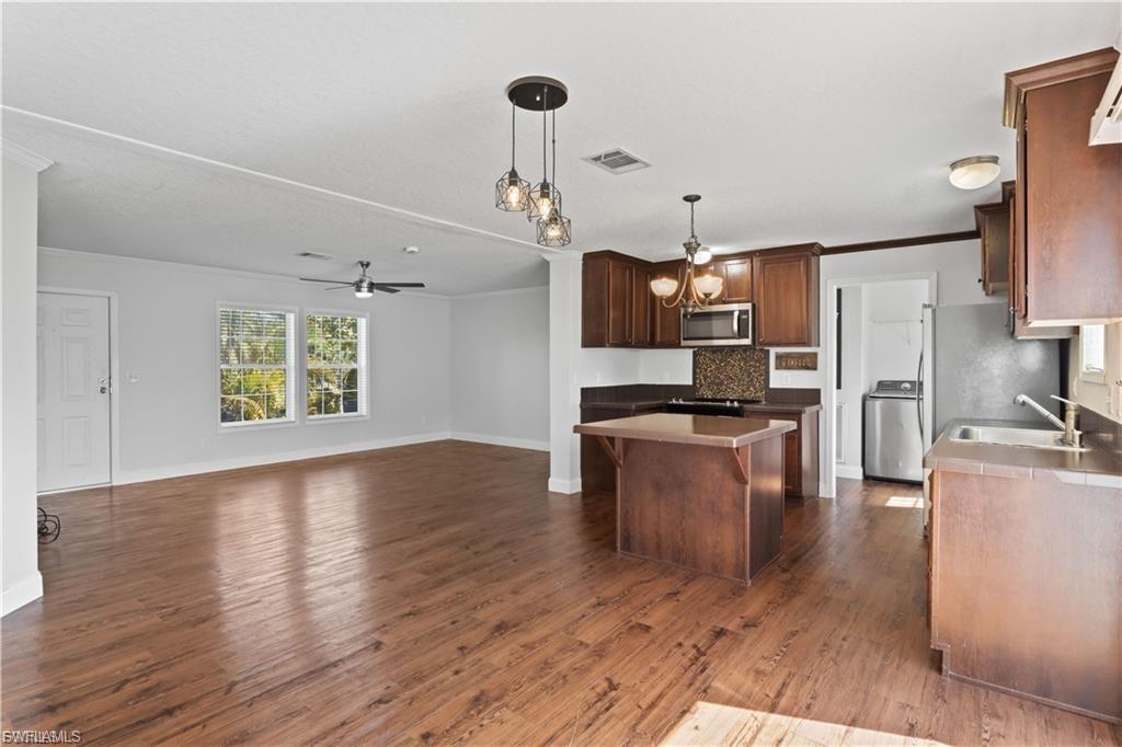 PINE ISLAND - Residential