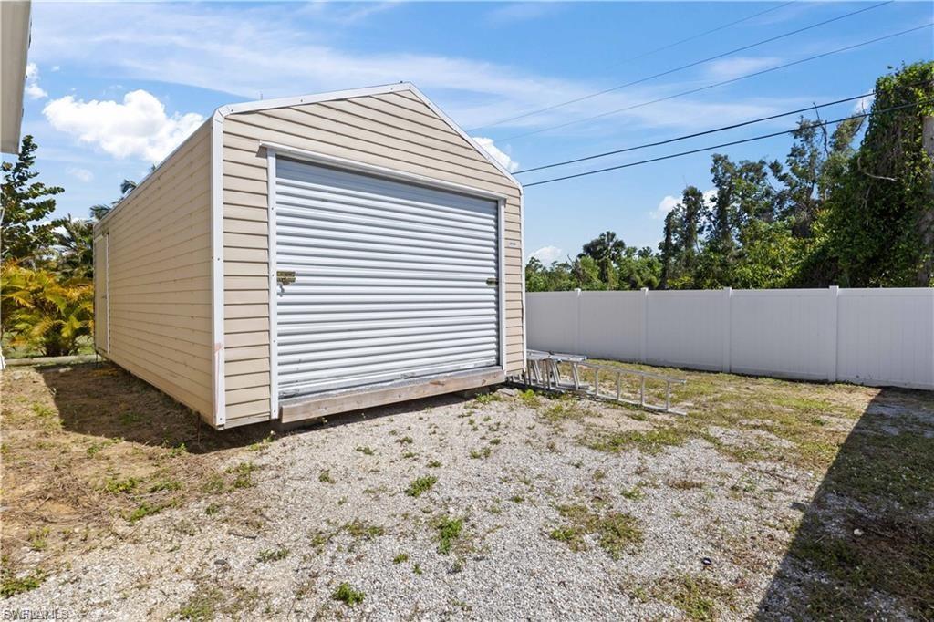 PINE ISLAND - Residential