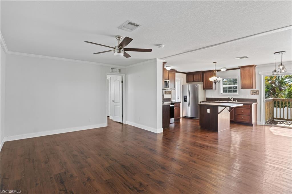 PINE ISLAND - Residential