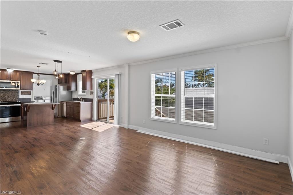 PINE ISLAND - Residential