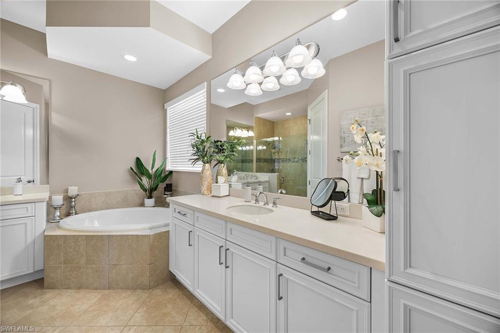 LAKOYA - Residential