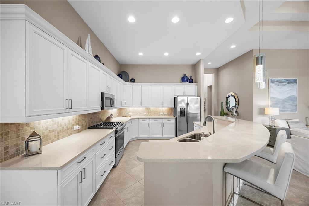 LAKOYA - Residential