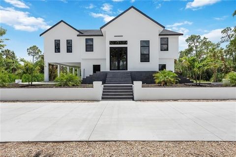 Photo of 240 33rd AVE NE, NAPLES, FL 34120 (MLS # 226016556)