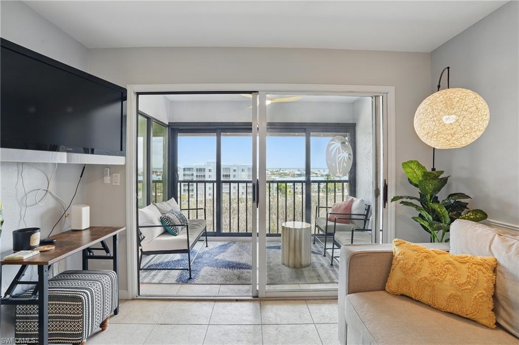 ESTERO COVE CONDO - Residential