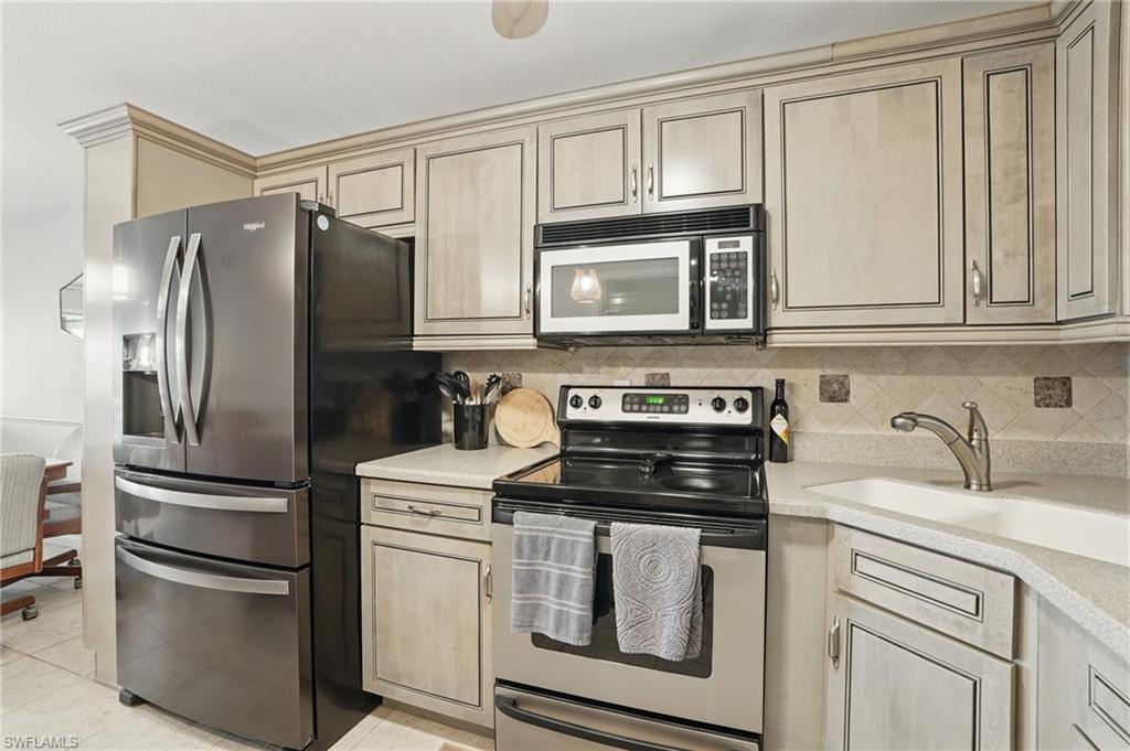 ESTERO COVE CONDO - Residential