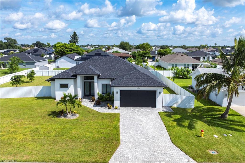 CAPE CORAL - Residential