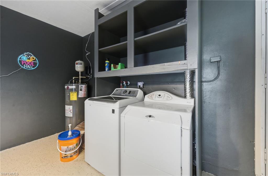 COUNTRY CLUB - Residential Lease