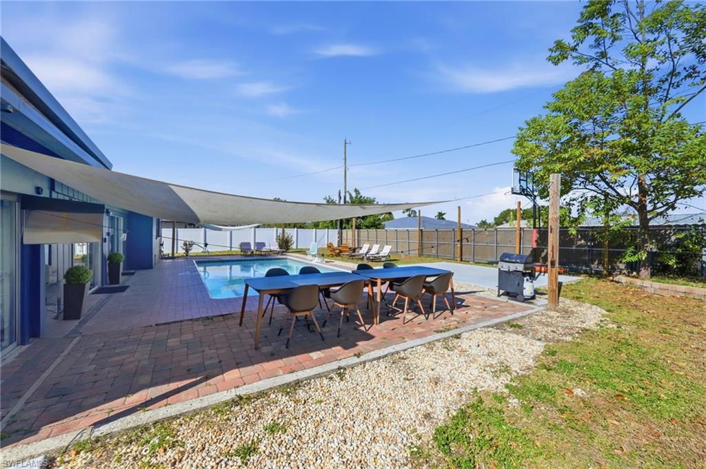 COUNTRY CLUB - Residential Lease