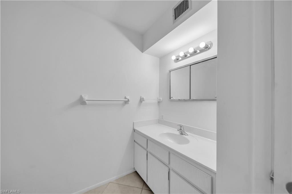 GREENWOOD CONDO - Residential