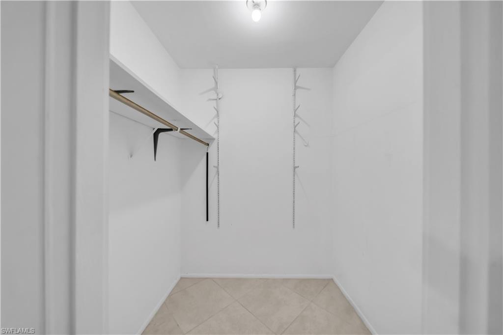 GREENWOOD CONDO - Residential