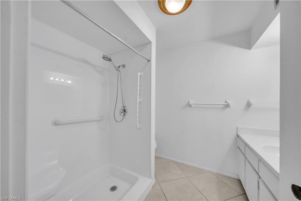 GREENWOOD CONDO - Residential
