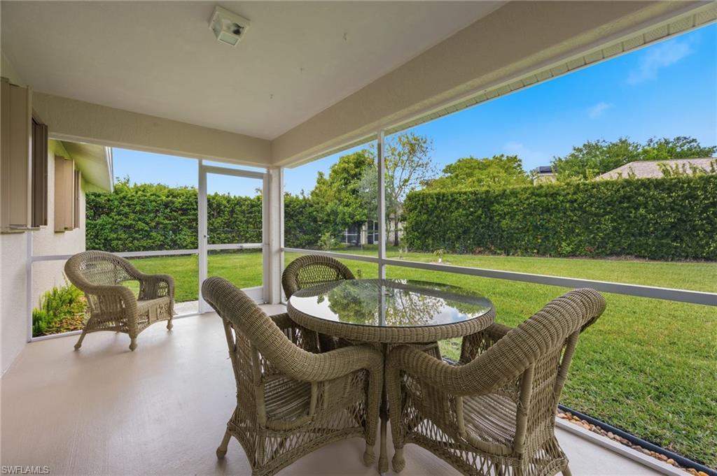 VARSITY LAKES - Residential