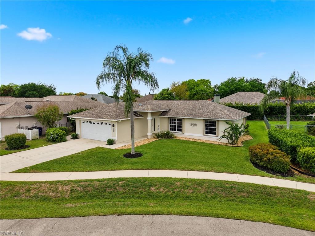 VARSITY LAKES - Residential