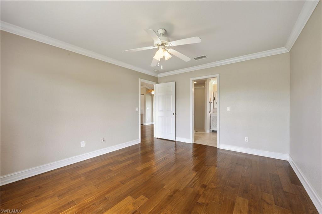 VARSITY LAKES - Residential