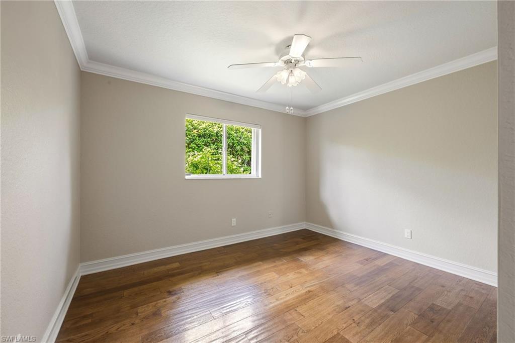 VARSITY LAKES - Residential