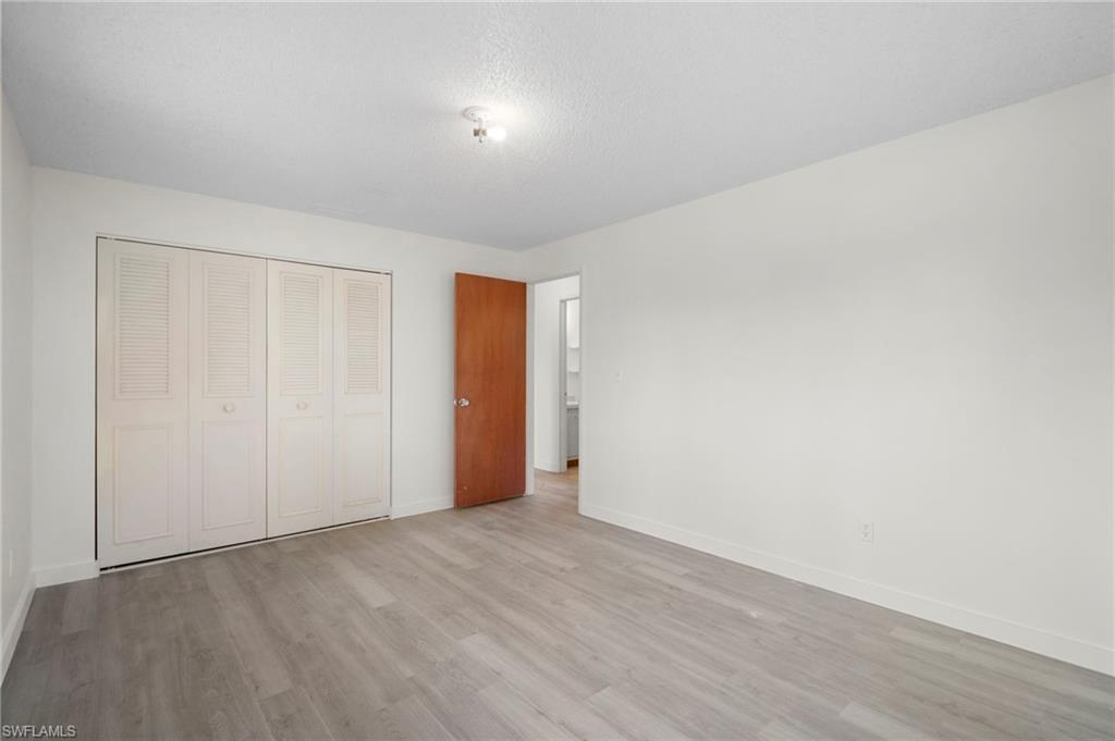 SAN CARLOS PARK - Residential