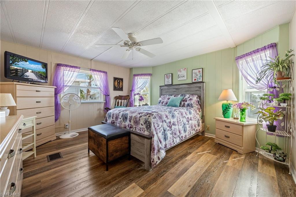 SIX LAKES COUNTRY CLUB - Residential