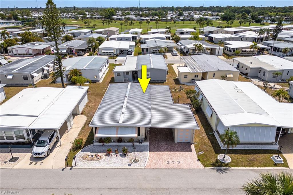 SIX LAKES COUNTRY CLUB - Residential