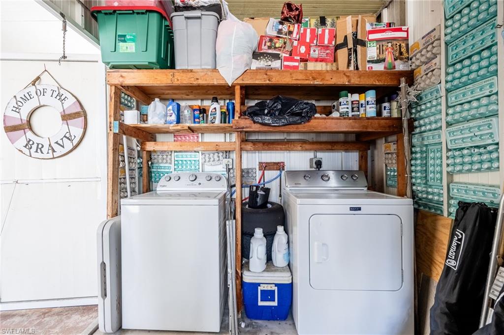 SIX LAKES COUNTRY CLUB - Residential