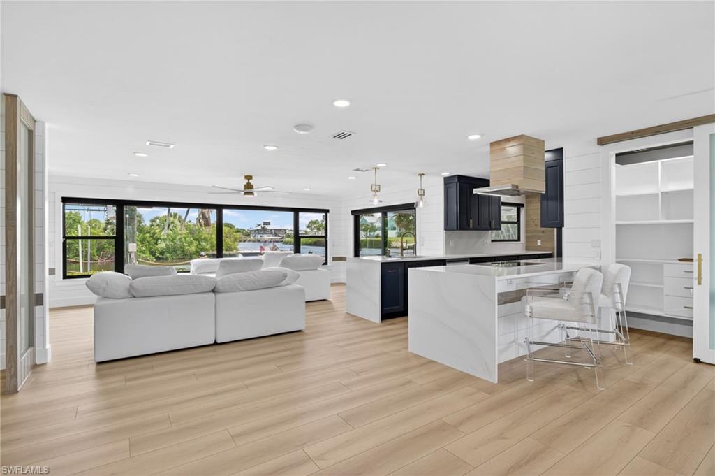 KNIGHTS BOKEELIA ISLE - Residential