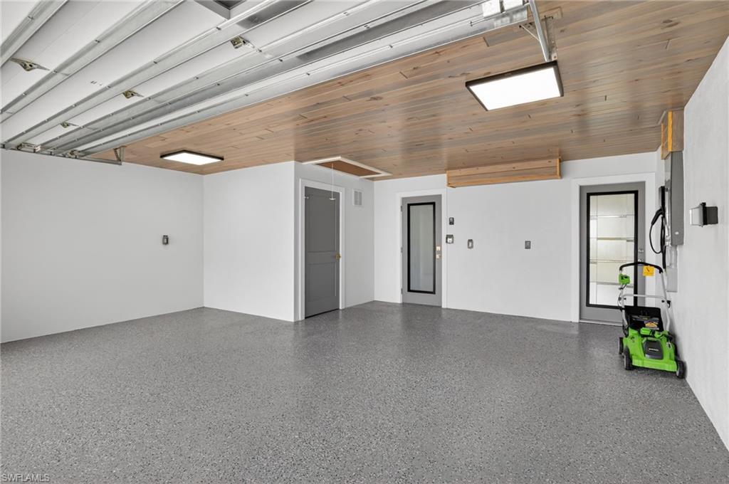 KNIGHTS BOKEELIA ISLE - Residential