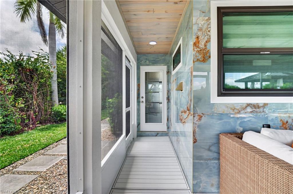 KNIGHTS BOKEELIA ISLE - Residential