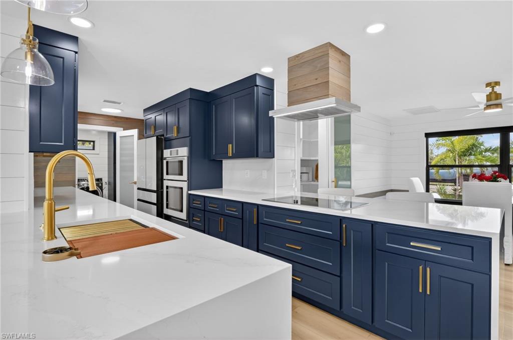 KNIGHTS BOKEELIA ISLE - Residential