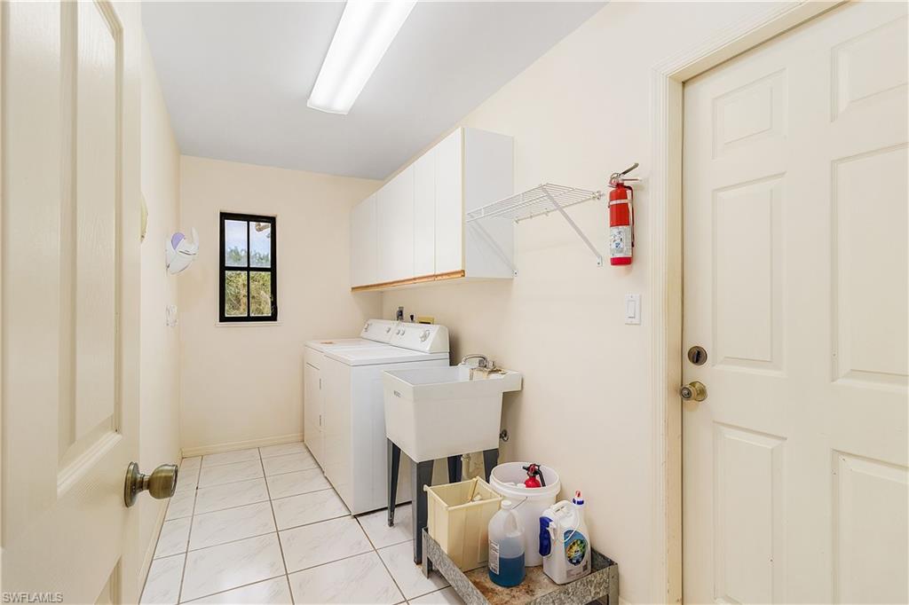 CALOOSA ESTATES - Residential