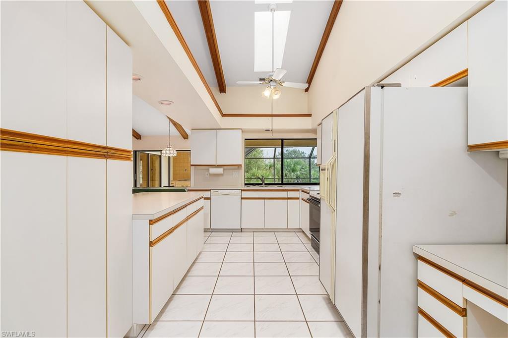 CALOOSA ESTATES - Residential