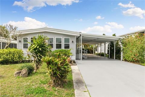 57 San Remo CIR NAPLES FL 34112