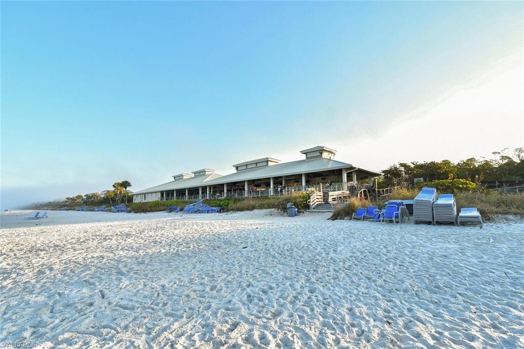 VILLAS AT PELICAN BAY - Residential Lease