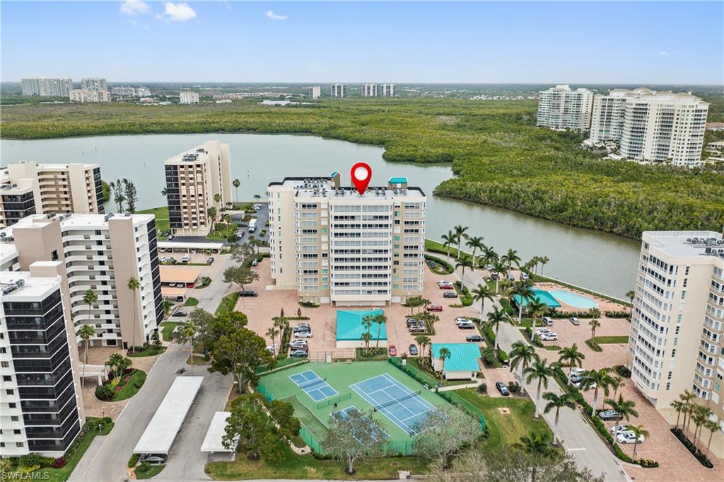 GULF BREEZE AT VANDERBILT - Residential Lease