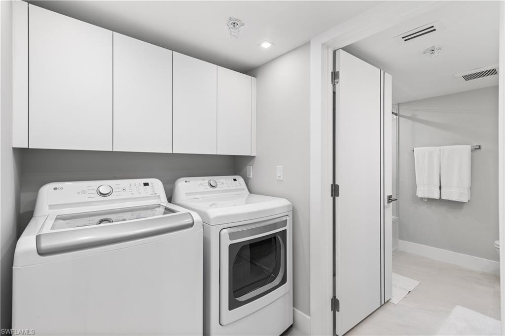 GULF BREEZE AT VANDERBILT - Residential Lease