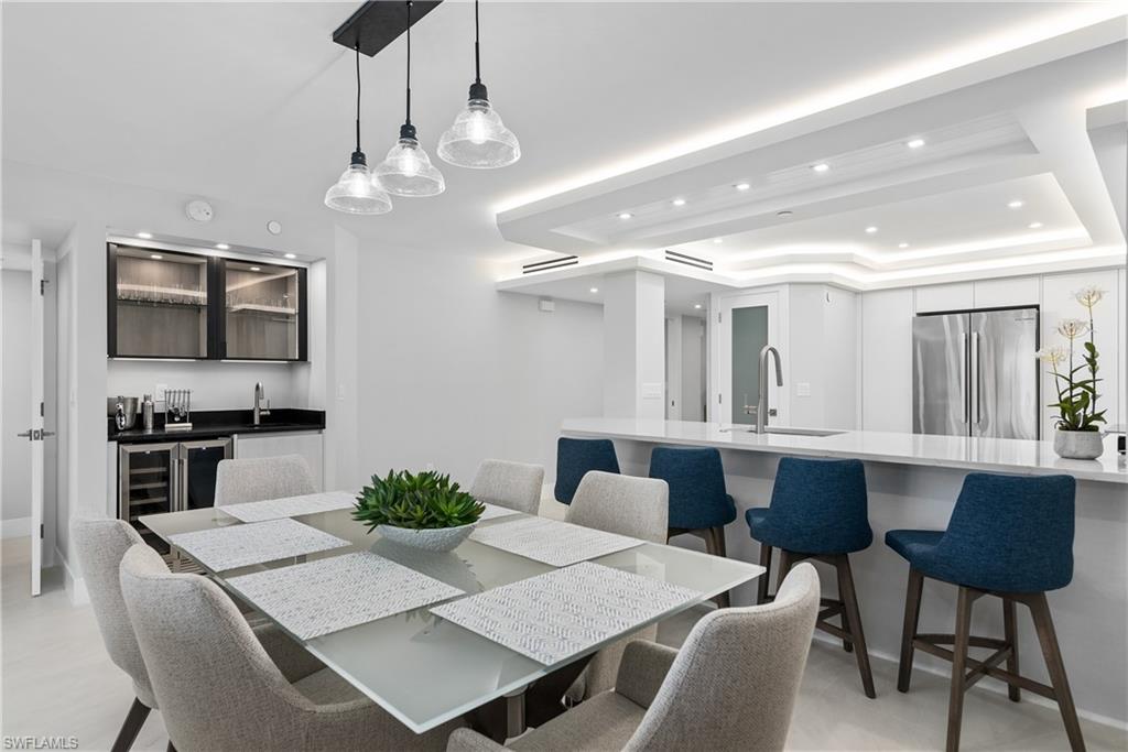 GULF BREEZE AT VANDERBILT - Residential Lease