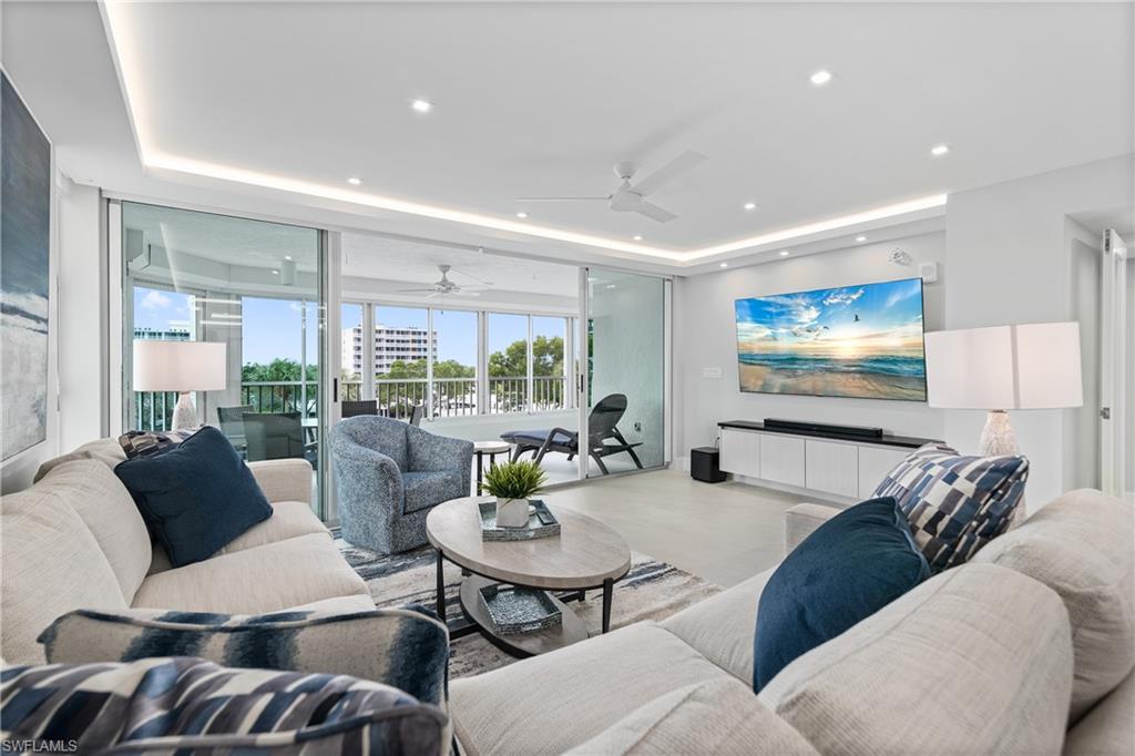 GULF BREEZE AT VANDERBILT - Residential Lease