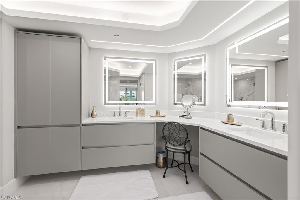 GULF BREEZE AT VANDERBILT - Residential Lease