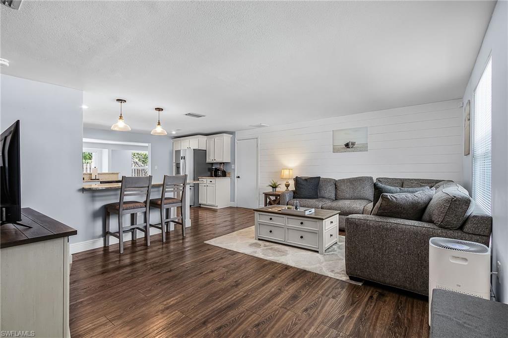 PALM CITY PARK - Residential