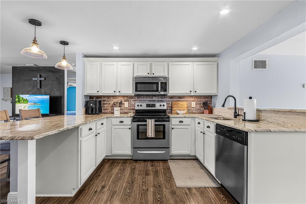 PALM CITY PARK - Residential