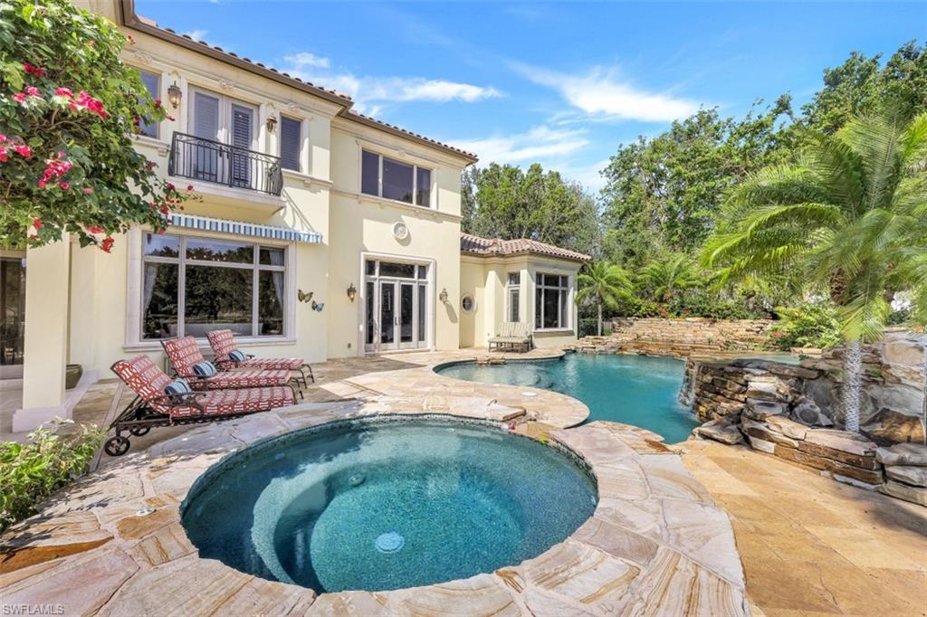 BAY COLONY SHORES - Residential