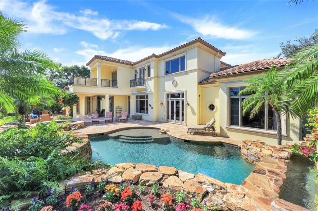 BAY COLONY SHORES - Residential