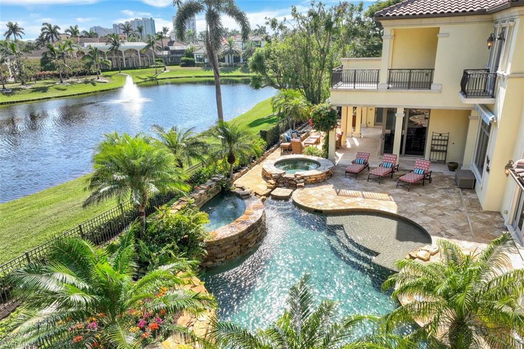 BAY COLONY SHORES - Residential