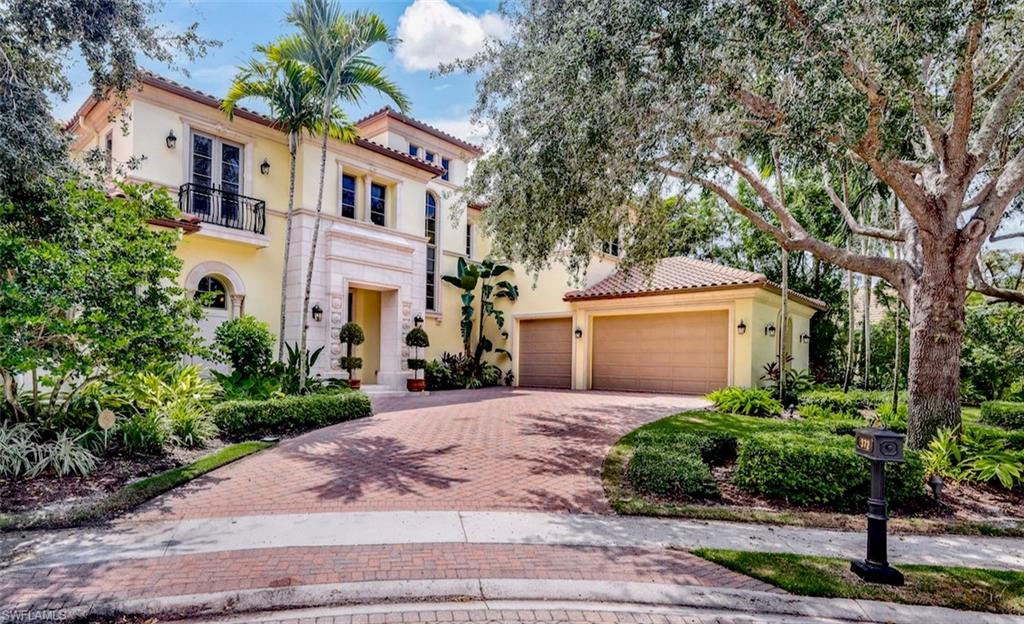 BAY COLONY SHORES - Residential