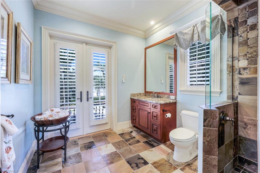 BAY COLONY SHORES - Residential