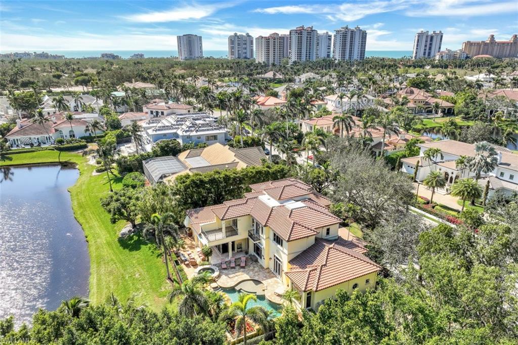 BAY COLONY SHORES - Residential