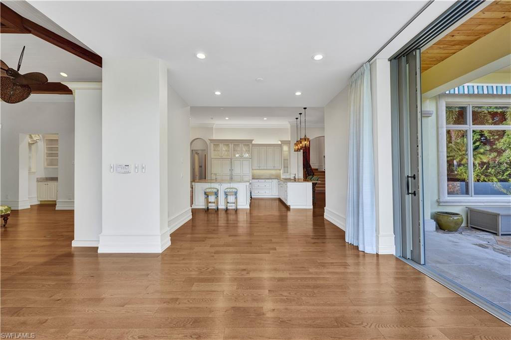 BAY COLONY SHORES - Residential