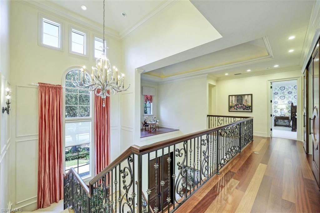 BAY COLONY SHORES - Residential