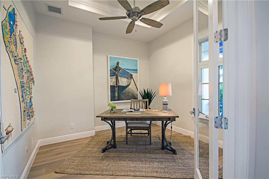 MARCO BEACH - Residential